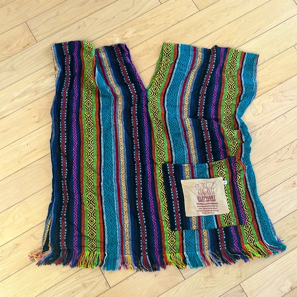Boho Elephant Sanctuary Sarape Top 💓 - Picture 1 of 3